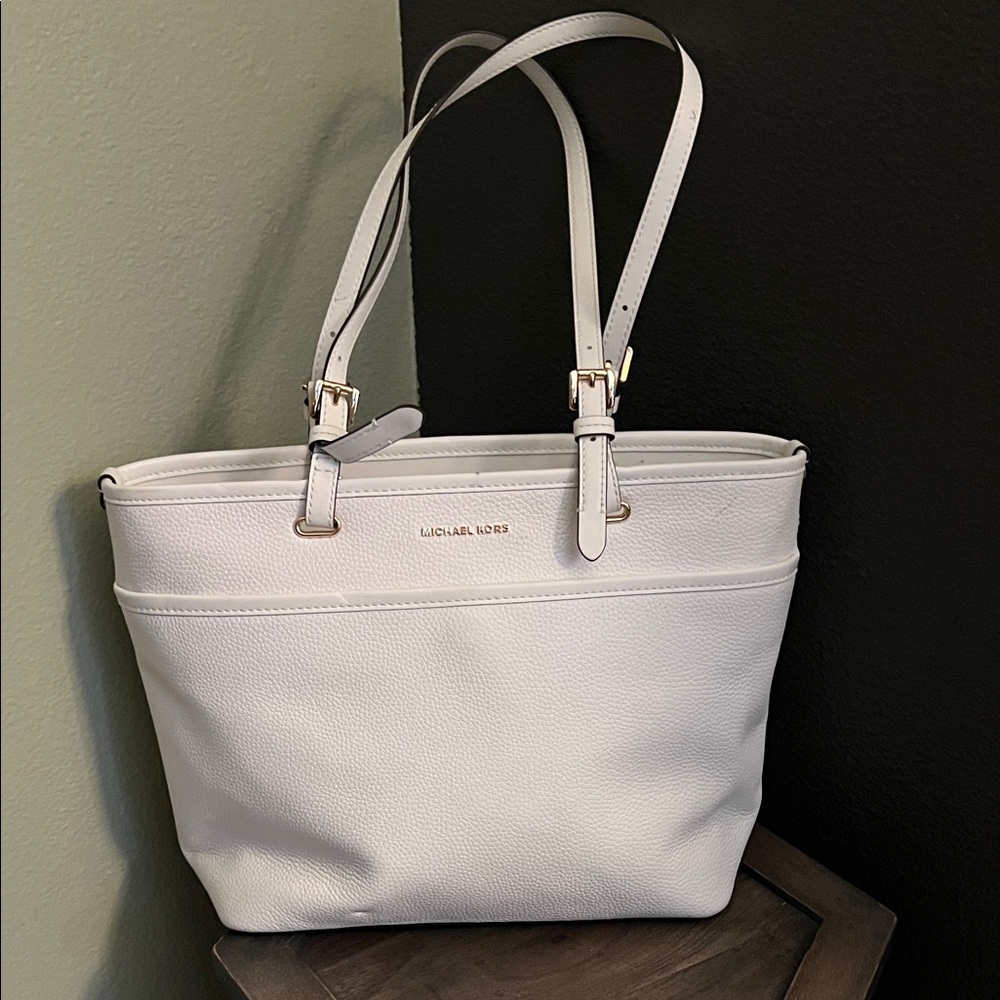 🛑 1 hour sale. Michael Kors, Winston, White pebbled leather, Tote Bag